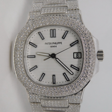 Patek Philippe Nautilus 5711 40mm Diamond Paved Bezel and Bracelet White Dial Replica Super Clone Watch