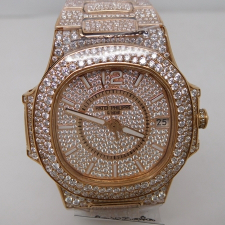 Patek Philippe Nautilus Jumbo 7010 Ladies Diamond Paved Diamond Encrusted ICED OUT Rose Gold Replica Super Clone Watch